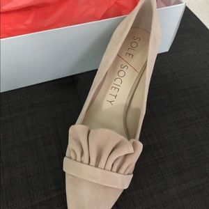 Sole Society Darbia Suede Pumps